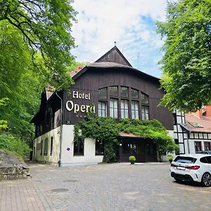 3* Hotel Opera